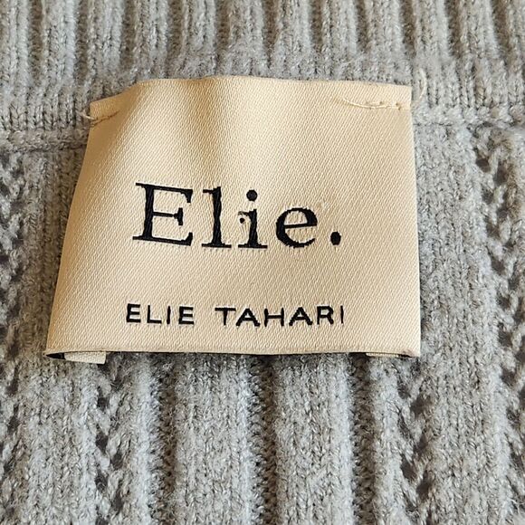 Elie Tahari Mint Green Sweater Vest Size L - Soft Knit, Chic Layering Piece - Picture 4 of 7